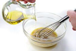 Drizzle Oil for Dressing