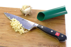 Mincing Garlic