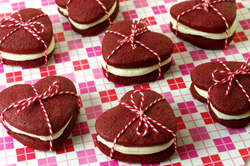 For My Valentine Whoopie Pie - Red Velvet Cakes with Cream Cheese Frosting