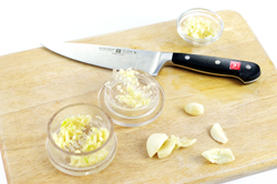 Mincing Garlic