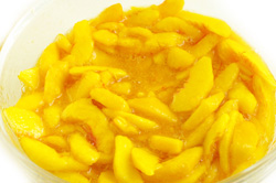 Peaches Macerated