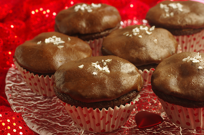 SALTED DULCE DE LECHE CUPCAKES