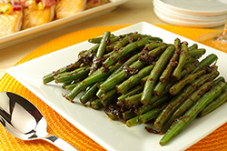 SAUTEED GREEN BEANS WITH MUSTARD-SOY SHALLOTS