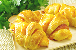 Ham & Cheese Horns
