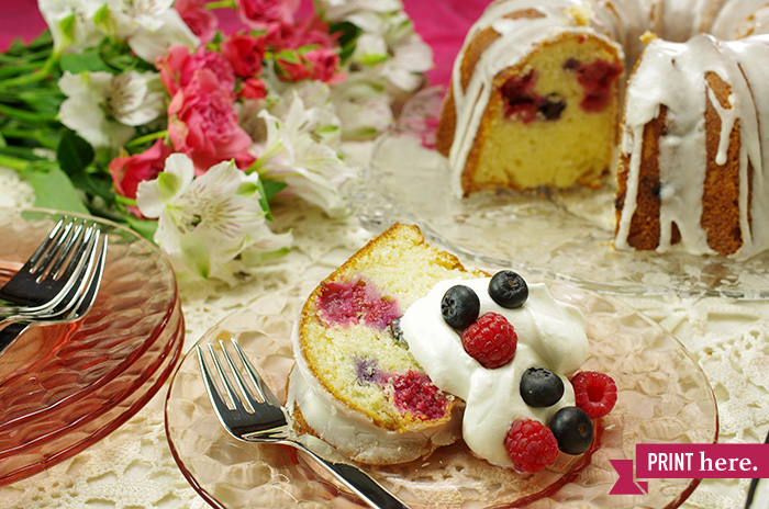 Berry Vanilla Buttermilk Cake