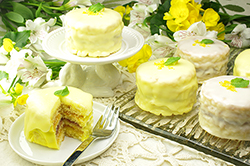 Little Lemon Layer Cakes