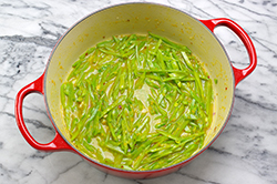 Pea Pods in Sauce