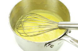 Making Hollandaise