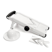 OXO GOOD GRIPS
V-BLADE MANDOLINE
