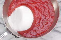 Puree in Saucepan with Sugar