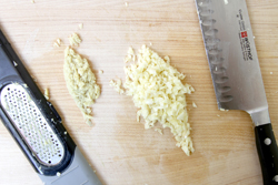 Prepare ginger and garlic